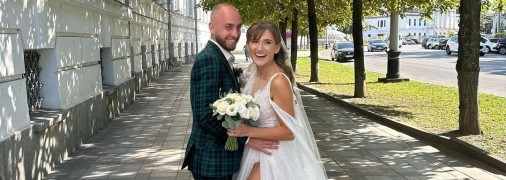 Молодята Даша Євтух та Олександр Глазов