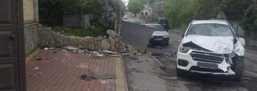 За сбившую подростка на тротуаре женщину внесли залог 182 тысячи гривен, на лечение парня выдали 15 тысяч