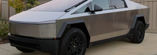 Скільки в Україні є Tesla Cybertruck