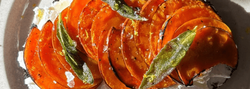 Тост с тыквой и сыром дорблю