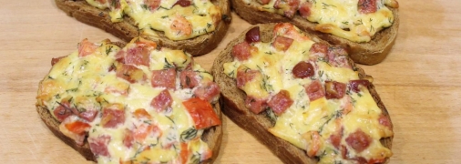 Апетитні гарячі бутерброди