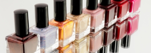 Лак можно использовать не только для маникюра