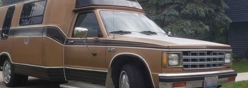 Chevrolet S—10 Custom Dally Camper выставлен на продажу