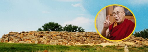 Каменная Могила, где побывал духовный лидер Тибета – Далай Лама