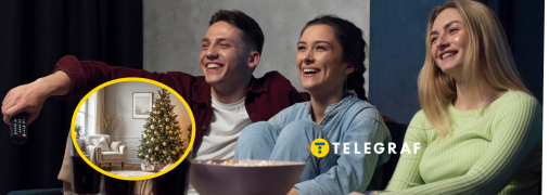 Люди смотрят фильм