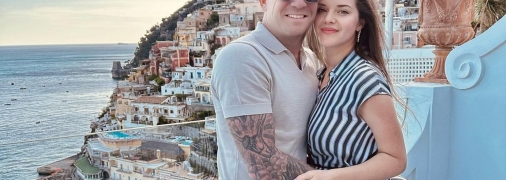 Воронин и его супруга не смущаются публиковать фото с отдыха в Италии