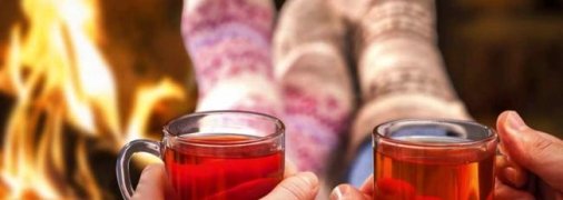 Горячий чай и теплые носки тоже не будут лишними в период морозов