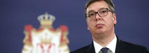 Вучич не збирається йти у відставку