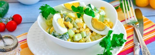 Такой салат получается вкусным и сытным