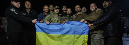 Украинские защитники, освобожденные из плена во время масштабного обмена 21 сентября 2022 года