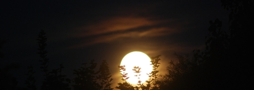 Чем интересно и опасно полнолуние в сентябре