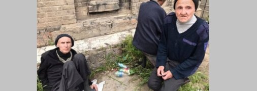 "Выписали по собственному желанию": в психбольнице Одессы "объяснили" переезд пациентов на кладбище