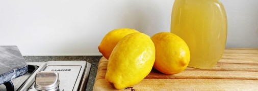 Лимон отлично справляется с грязью