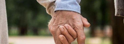 Известный врач и школьный учитель: в Кривом Роге супруги покончили с собой