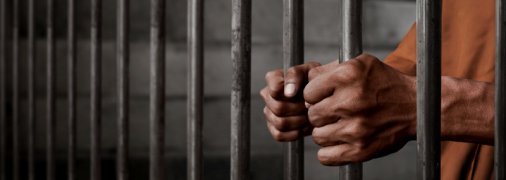 "Хвиля лохотронів не за горами": в СІЗО дозволять користуватися телефоном та інтернетом