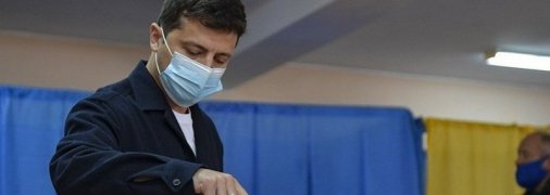 Выборы в Украине обернулись провалом для партии Зеленского: политолог указал на опасный момент
