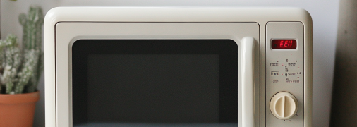 Мікрохвильовку треба регулярно чистити (зображення створено за допомогою ШІ)