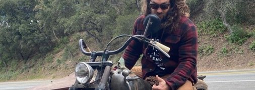 Актер Джейсон Момоа сыграет в фильме "Приключения Снеговика Фрости"