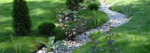 ТОП идей, как украсить участок природными камнями (Фото)