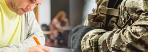 Це буквально подвійна форма навчання