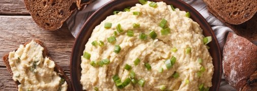 Апетитна намазка зі шпротів