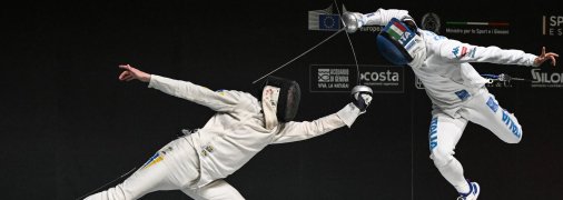 Роман Свичкар против Маттео Галасси. Фото ФХУ