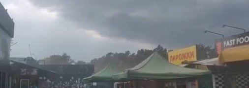 Смертельний ураган: під Києвом в суботу негода забрала життя двох людей (відео)