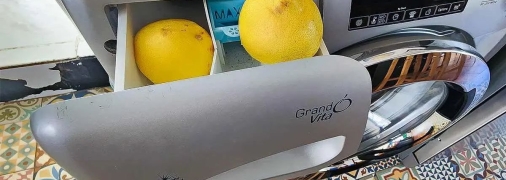 Лимон и уксус - мощный дуэт для очистки отсека для моющих средств