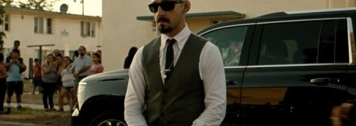 Надеемся, это того стоило: Шая Лабаф набил татуировку на всю грудь ради фильма