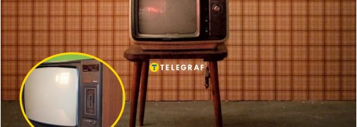 Старі зламані телевізори