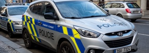 Франчетти привезли в суд конвоиры