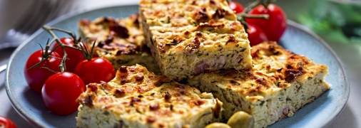 День начинается с фриттаты с кабачками и беконом