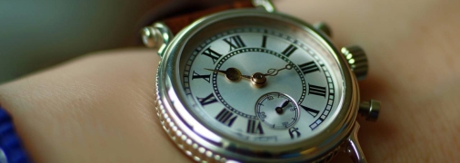 Говорят, что часы могут "ускорить" разлуку пара (изображение создано с помощью ИИ)