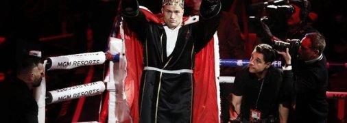 "Возможно все": Фьюри обратился к фанатам