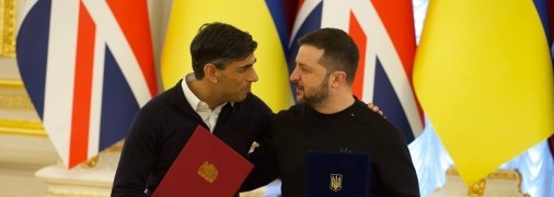 Владимир Зеленский и Риши Сунак после подписания соглашения