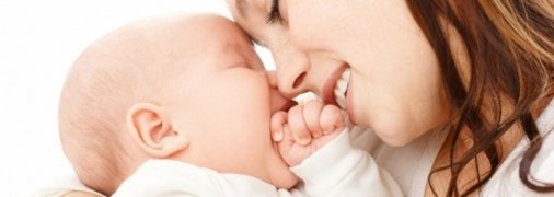Ребёнка нужно кормить грудью до двух лет: в Минздраве дали советы молодым матерям