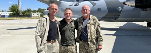 Вадим Кравец (справа) и члены его бригады