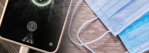 Медицинские маски могут не только защитить от вирусов, но и помочь зарядить телефон