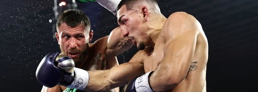 Лопес побеждал Ломаченко в бою за титул абсолютного чемпиона мира