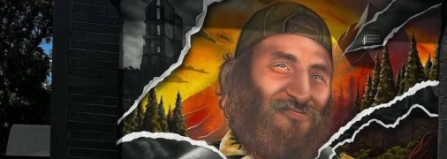 У Кам’янці-Подільському намагалися осквернити мурал українському захиснику