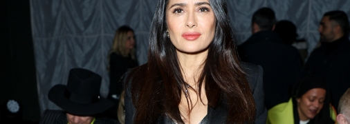 Сальма Хаєк в чорному