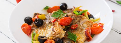 Хек с овощами в мультиварке за 3 минуты