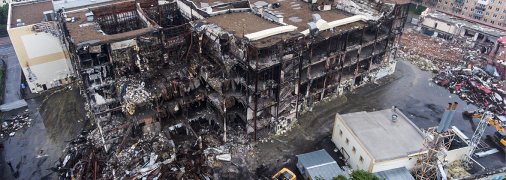 В торговом центре Кемерово сгорело 64 человека, большинство из которых - дети