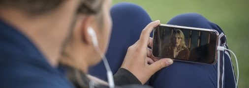 Українці, які дивляться російський контент, спонсорують ворога