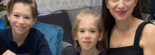 Юлія Петрова з дітьми