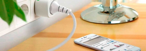 Як зарядити смартфон, коли немає світла