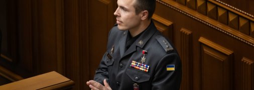 Роман Костенко