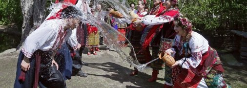 Запреты в Поливальный понедельник 2025