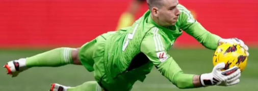 Андрей Лунин