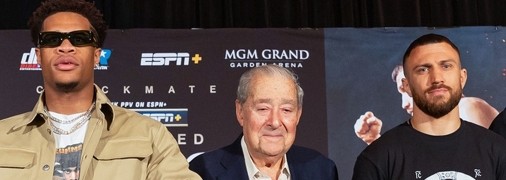 Ломаченко заработает за бой 900 тыс. долларов - СМИ